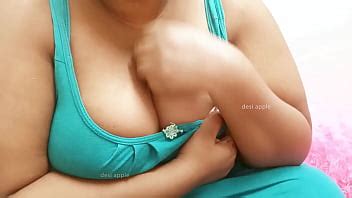 Desi tía sexy con grandes tetas XVIDEOS