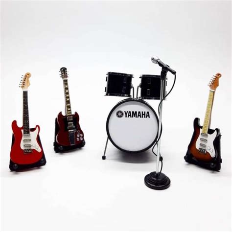 Jual Hiasan Dashboard Miniatur Gitar Bass Drum Yamaha Black Dan Mic Di