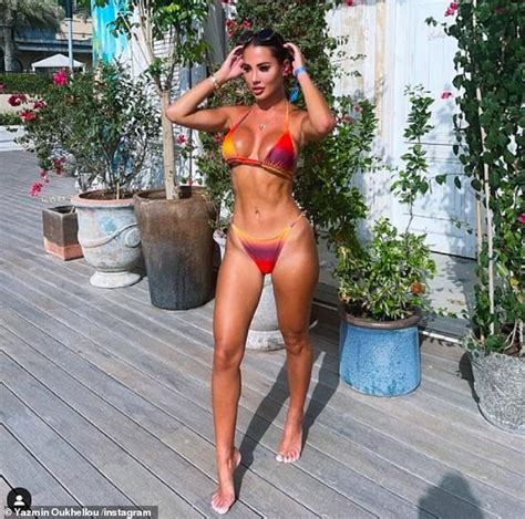 Towie S Yazmin Oukhellou Flaunts Her Toned Abs And Ample Assets In