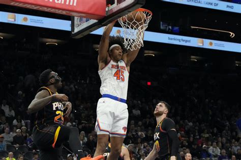 Knicks Notes Sims Centers Reddish Hart Hoops Rumors