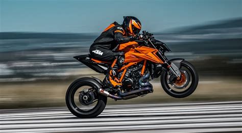 The Beast Evolved The 2024 KTM 1390 Super Duke R Evo