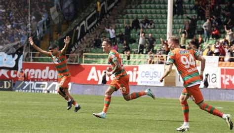 Gol düellosunda kazanan çıkmadı Alanyaspor 3 3 Adana Demirspor