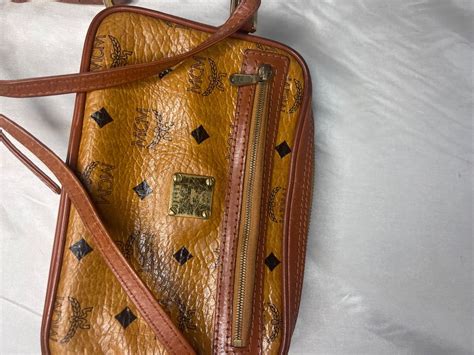 Original Mcm Handtasche Kaufen Auf Ricardo