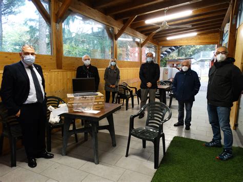 Il Centro Sociale Campanella Ha Donato 3 Computer Alla Scuola Dell