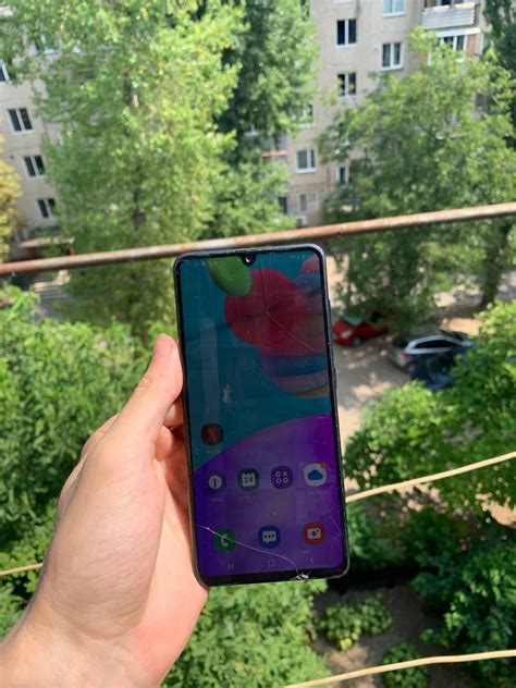 Самсунг а 41