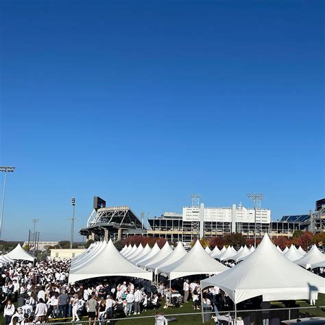 Penn State | Full-Service Tailgates & Hospitality