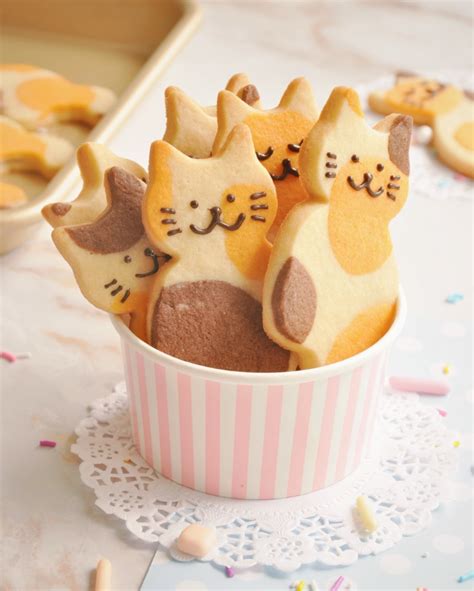 Super Cute Decorated Kitten Cookies Lucia Paula