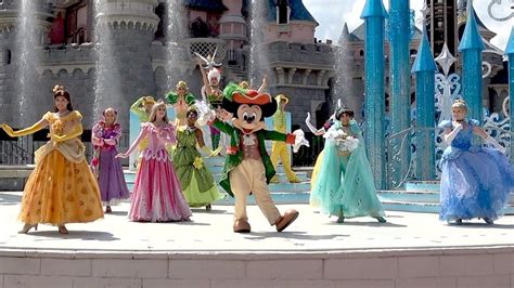 Disneyland Paris Festival Of Pirates And Princesses Team Princess