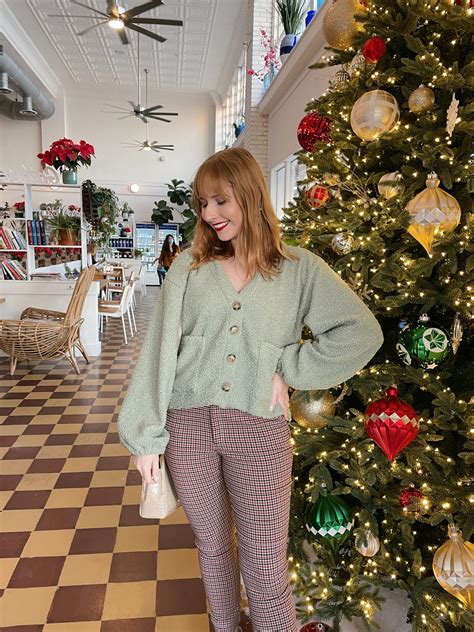 6 Easy Holiday Fashion Trends To Try This Season Affordable By Amanda