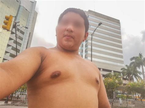 Mis Pezones A La Vista En La Ciudad Tetillas De Macho Nude Pics XHamster