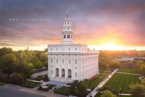 Nauvoo Temple Heavenly Light - LDS Temple Pictures