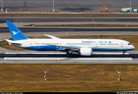 B Xiamen Airlines Boeing Dreamliner Photo By Henry Chow Id