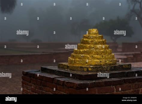 India, Shravasti, Jetavana Monastery, golden sanctuary Stock Photo - Alamy