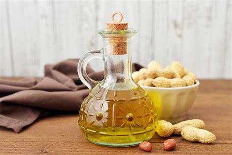 Peanut oil Facts, Health Benefits and Nutritional Value