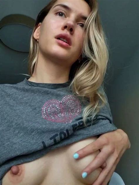 tuttiを視聴 Wank Russian Babe Blonde Porn SpankBang