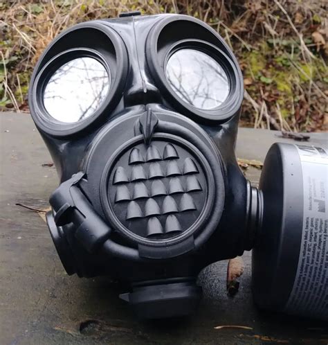 MIRA Safety Gas Mask [REVIEW] – Best Mask for Civilians?