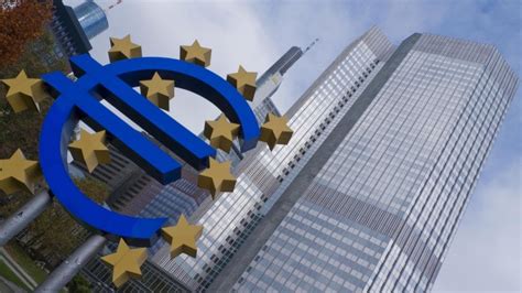 El Banco Central Europeo baja los tipos de interés por cuarta vez este