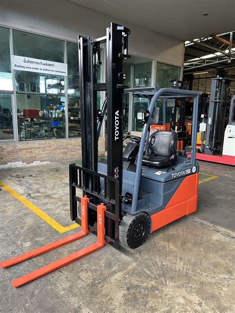 Toyota 8FBE Series Electric Powered Forklift 41 OFF