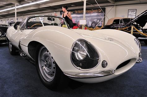 Love Sex And Cars Chick Magnets On Wheels The Urban Dater