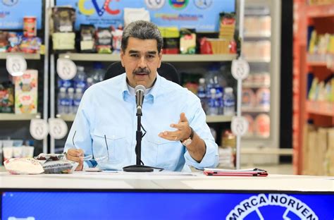 Venezuela avanza hacia el autoabastecimiento con ferias navideñas