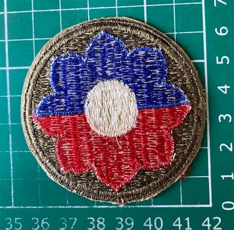 9th Infantry Division Cloth badge - Medals And Memorabilia