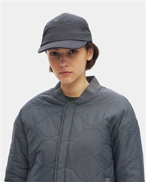 shu clothes | S H U — бренд лаконичной и функциональной одежды для ...
