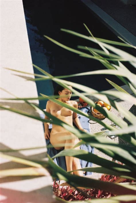 A Tasteful Nude Porno Photo