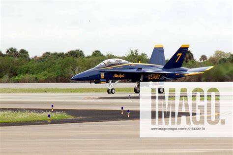 Cape Canaveral Fla A U S Navy F Hornet Lands At The Shuttle