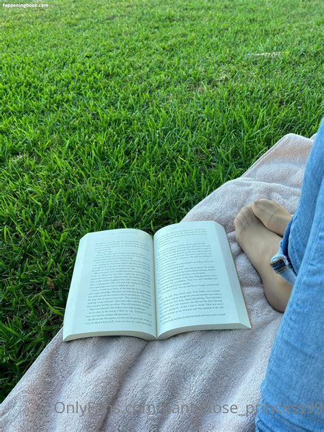 Pantyhose Princess Pantyhose Princess Nude OnlyFans Leaks Fappening Page FappeningBook