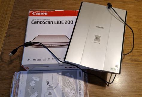 Scaner Canon Lide200