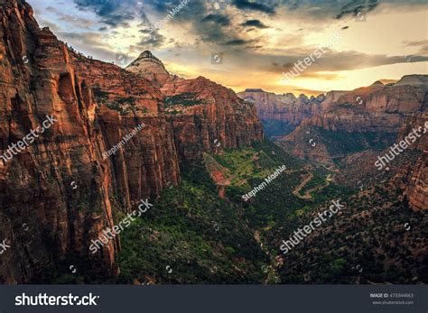 Sunset On Canyon Overlook Zion National Stock Photo 473344663