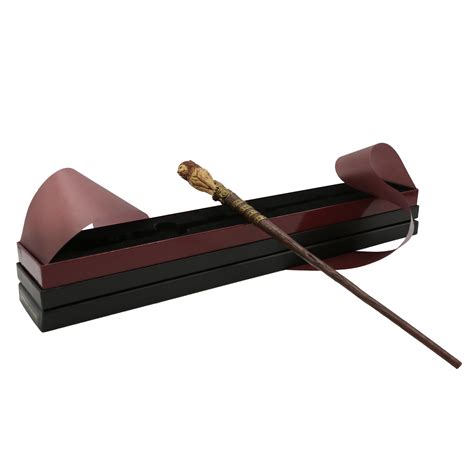 Gryffindor Mascot & Traits Wand | Harry Potter Shop US