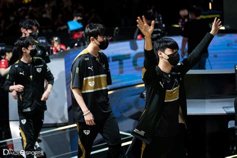 Lck 악연 끊어낸 젠지 T1 2대0 격파t1전 7연패 탈출종합 네이트 스포츠