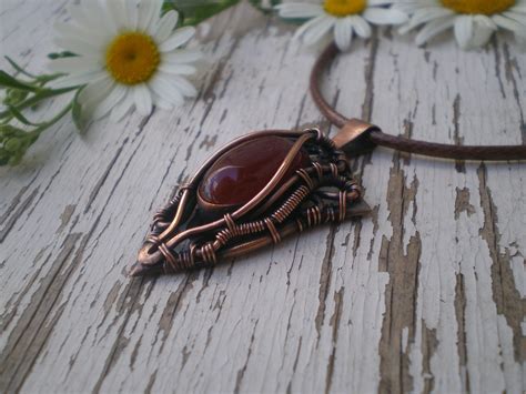 Кулон с сердоликом | Copper pendants, Leather bracelet, Alex and ani ...