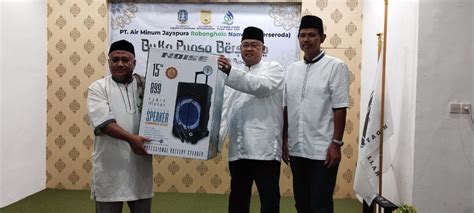 Pt Air Minum Jayapura Buka Puasa Bersama Dengan Santri Ponpes