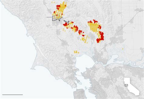 California Fires Lay Waste To 140000 Acres And Rage On The New York