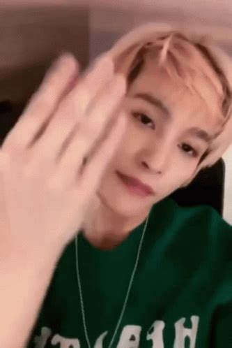 Yangyang Wayv Yangyang Wayv Astralyang Discover Share GIFs