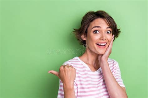 Photo Of Hooray Bob Hairdo Millennial Lady Indicate Promo Wear White