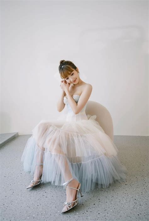 Hot girl 18 tuổi lấy chồng thiếu gia Cao Lãnh quá khứ ăn mặc bốc lửa ngắm ảnh hiện tại mới bất ngờ