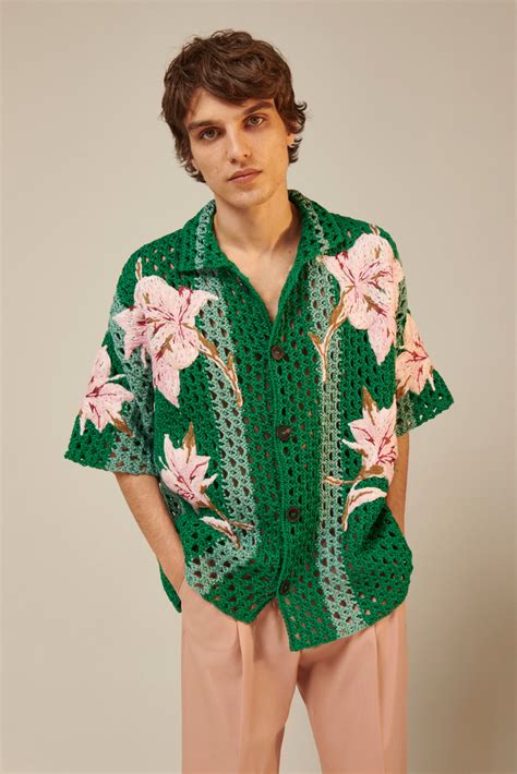 Better cameras will make youtube blackhead pops more vivid soon 7