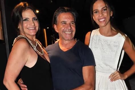 Osvaldo Laport Revel Secretos De Su Rutina Con Su Esposa Tras A Os