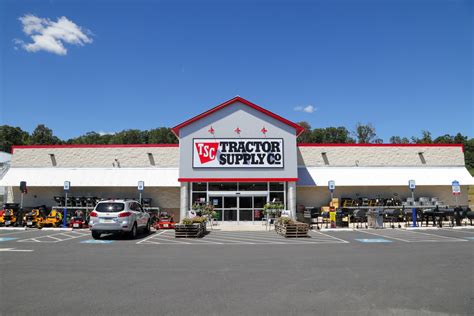 Breaking News Denzel Washington Resigns As Tractor Supply Co Brand