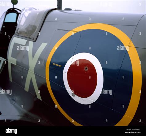 Side view of a Supermarine Spitfire with the RAF roundel on the ...