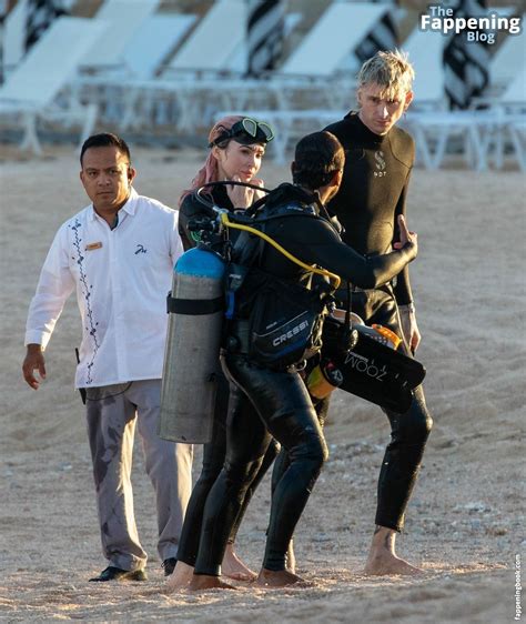 Megan Fox Nude OnlyFans Leaks Fappening FappeningBook