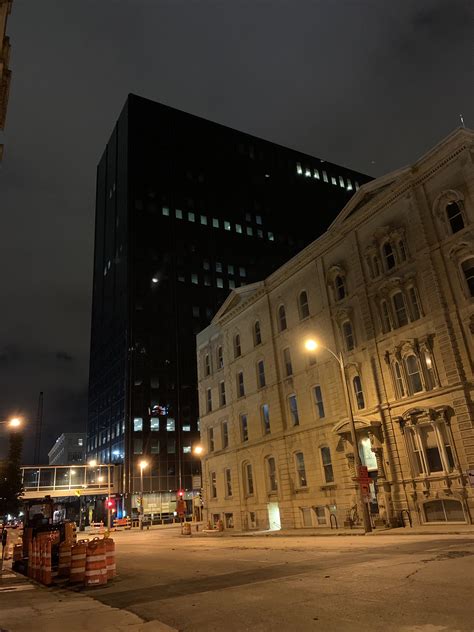 This big evil building in downtown Milwaukee. : r/evilbuildings