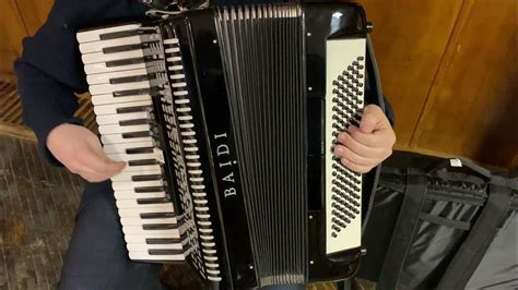 Аккордеон BAIDI Accordion 41/120/7/2 - YouTube