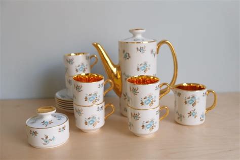 Mid 20th Century Irish Arklow Pottery Coffee Set For Six With 22 Carat