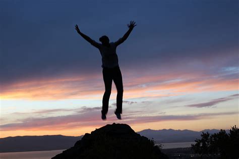 Happiness May Not Bring You More Sex But More Sex Makes You Happier Discover Magazine