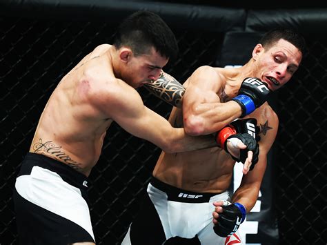 Promessa Do Mma Brasileiro Thomas Almeida Vence Por Nocaute Em Sp