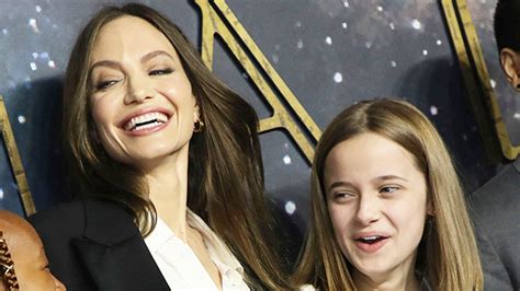 Angelina Jolie Et Sa Fille Vivienne Ans Sont Toutes Souriantes